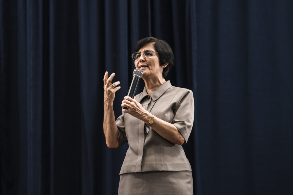 Noite_de_Autógrafos_2025_12_de_Dezembro_de_2025_Nil_Martins_Fotografia-1696