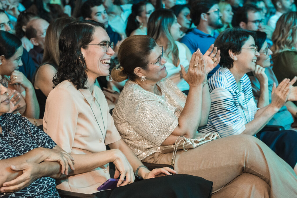 Noite_de_Autógrafos_2025_12_de_Dezembro_de_2025_Nil_Martins_Fotografia-1760