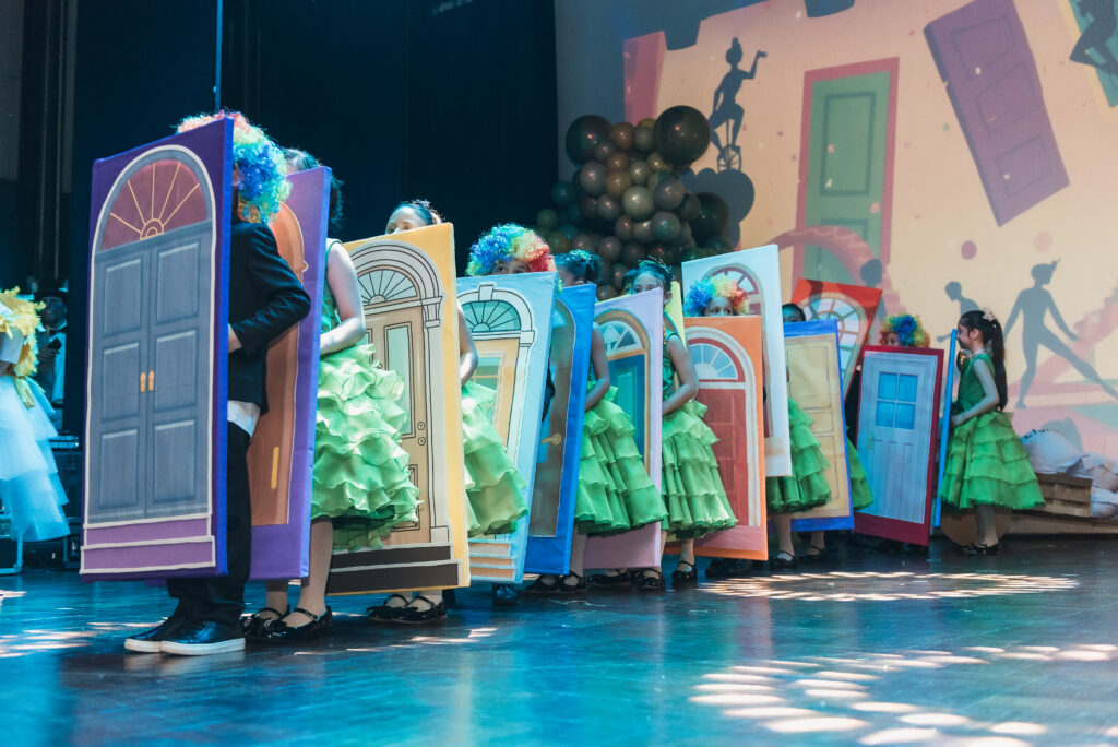 Noite_de_Autógrafos_2025_12_de_Dezembro_de_2025_Nil_Martins_Fotografia-2272