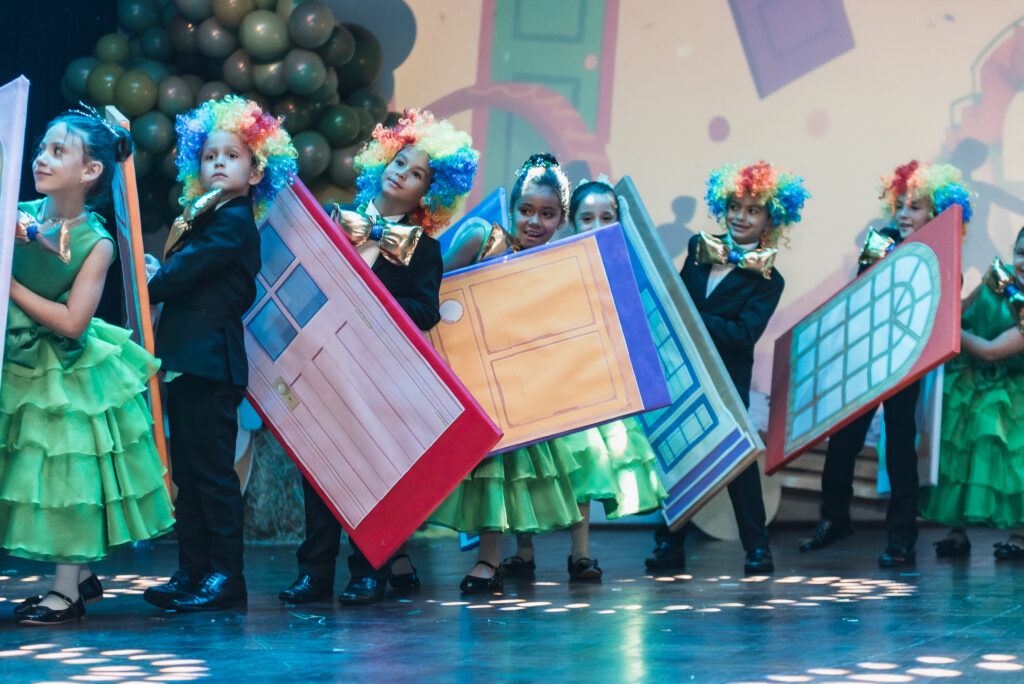 Noite_de_Autógrafos_2025_12_de_Dezembro_de_2025_Nil_Martins_Fotografia-2307