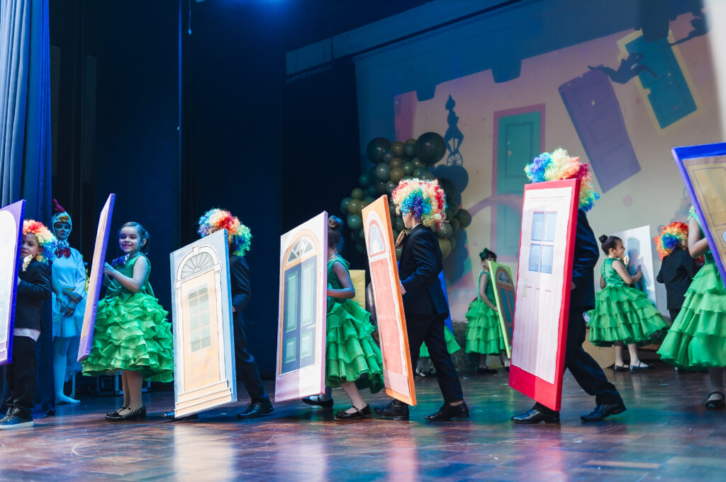 Noite_de_Autógrafos_2025_12_de_Dezembro_de_2025_Nil_Martins_Fotografia-2315