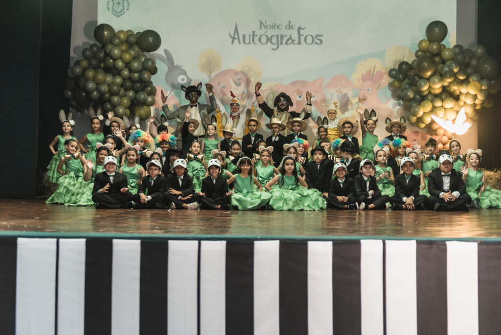 Noite_de_Autógrafos_2025_12_de_Dezembro_de_2025_Nil_Martins_Fotografia-2493