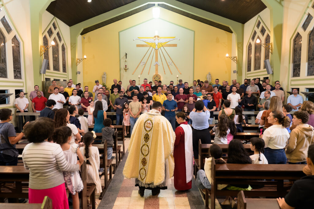 Missa_dos_Pais_06_de_Agosto_de_2026_Nil_Martins-167